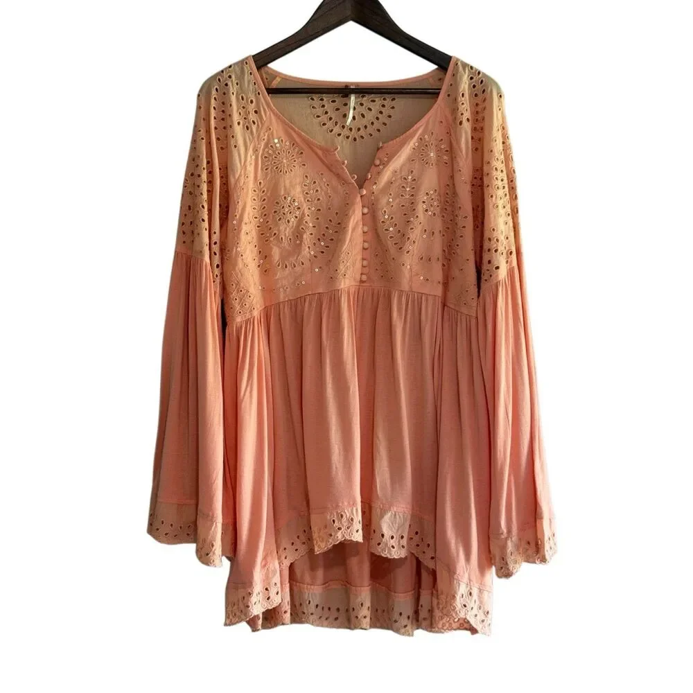 Free People Sea Of Love Tunic Top Peach Eyelet Bell Sleeve Blouse Boho Sequin Lg